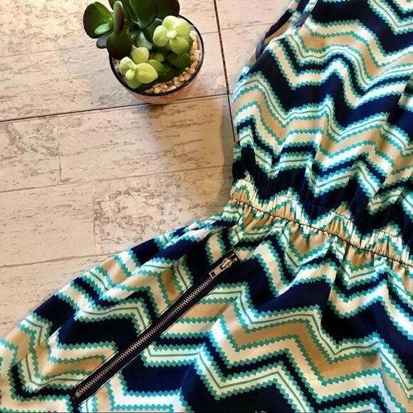 Feathers Dress size Medium Navy Khaki Turquoise - Picture 2 of 6